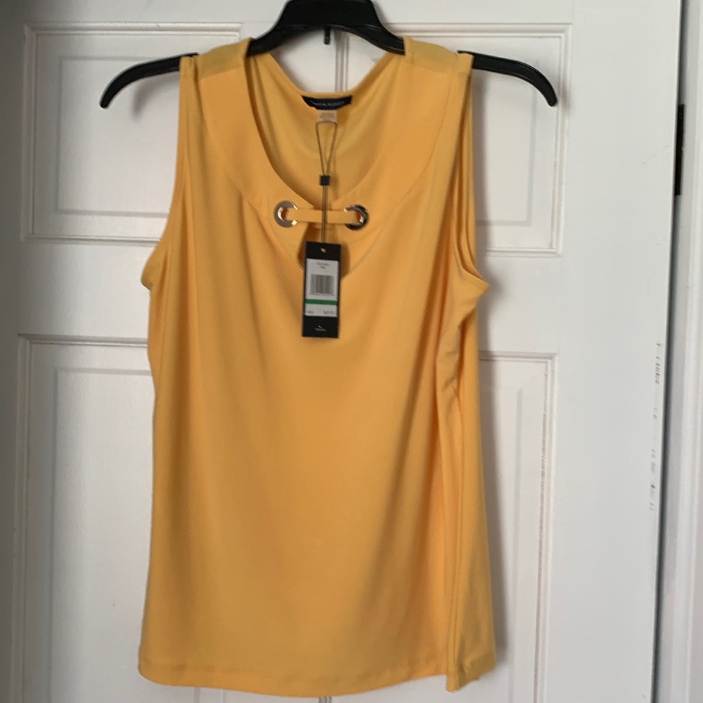 beautiful yellow Tommy Hilfiger top